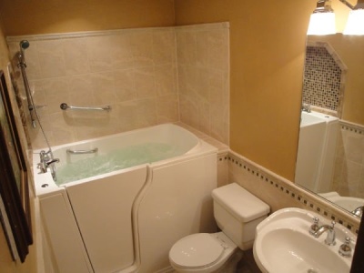 Independent Home Products, LLC installs hydrotherapy walk in tubs in Maywood